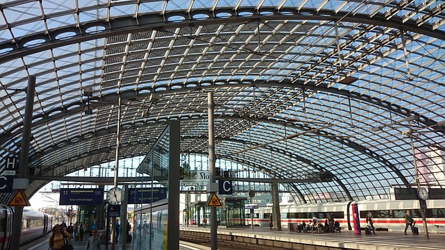 Glass Roofs – Cost, Pros, and Cons: A Complete Guide